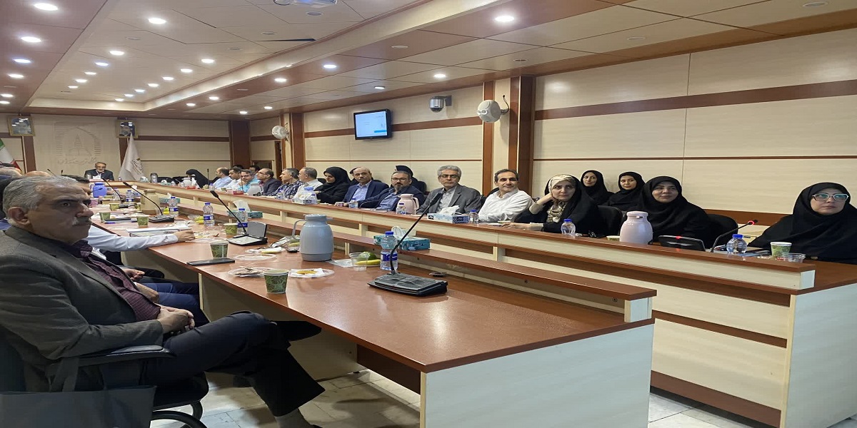 مجمع عمومی دانشکده مهندسی معدن و مواد برگزار شد